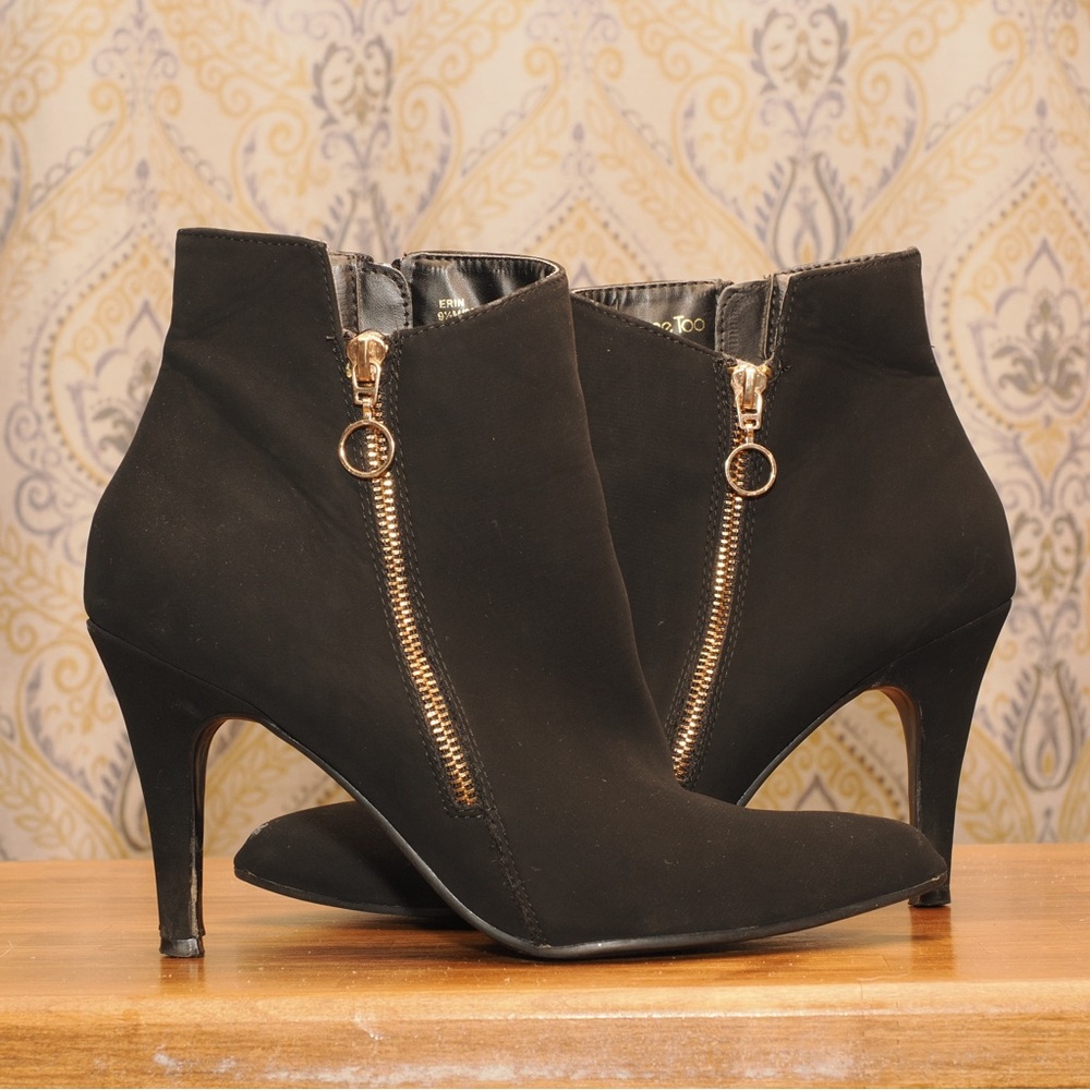 Me Too ‘Erin’ Black Zip-up Ankle Boots - Size 9.5